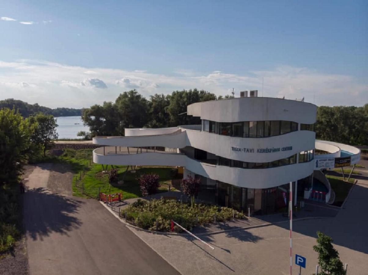 Opustisza7 Apartman Tiszafüred Extérieur photo